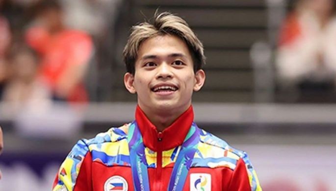 Yulo storms world stage