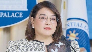 Palasyo, dumistansya sa persona non grata kay Quan