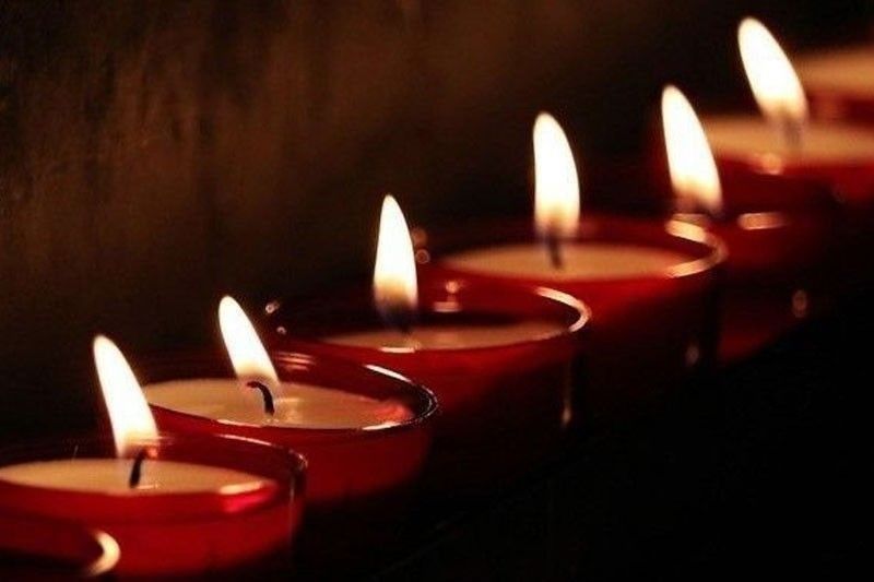 Prices of candles, basic goods stable ahead of Undas