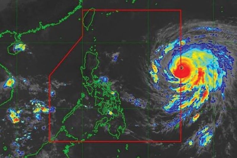 Super Typhoon Rosal nisulod na sa PAR