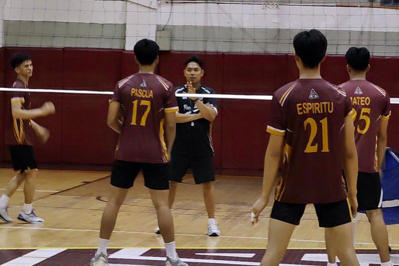 Clamor bagong coach ng Perpetual Altas spikers